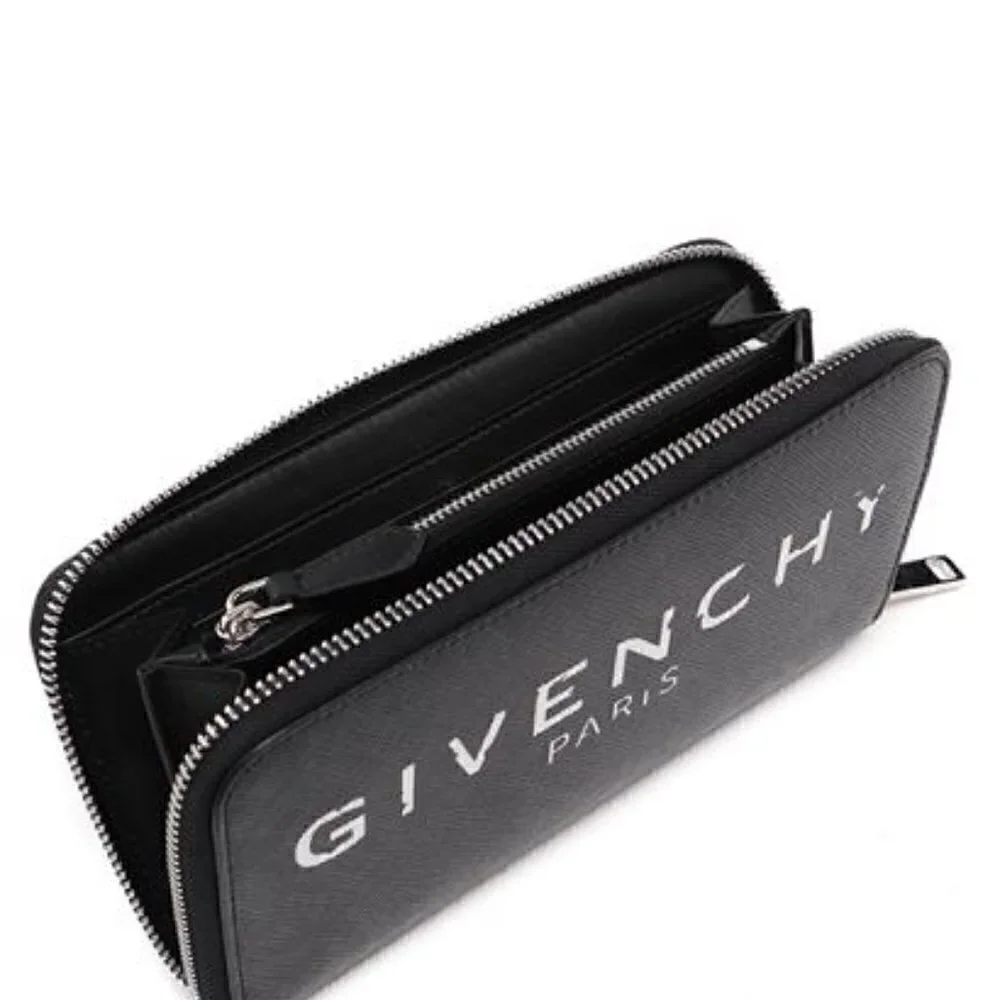 Givenchy Iconic 